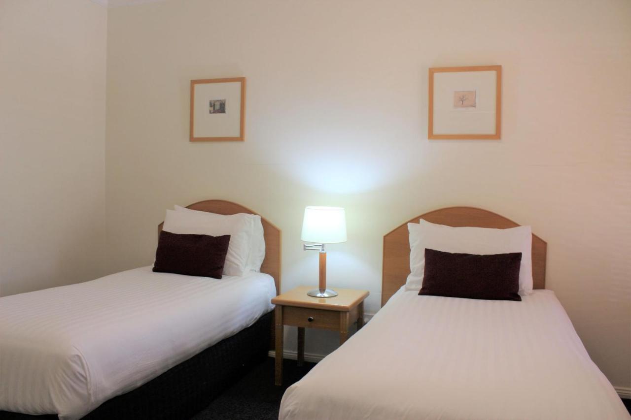 Carlyle & Aparthotel