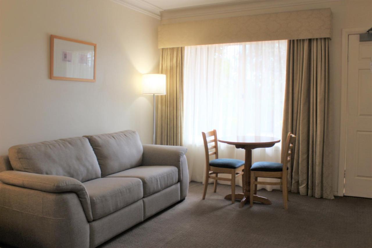 Aparthotel Carlyle & 4*